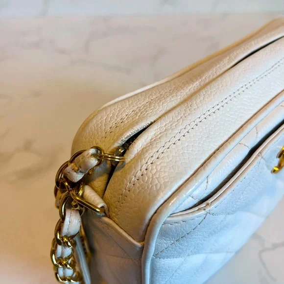 SOLD Small Vintage CHANEL White Caviar Camera Bag - Picture 10 of 16